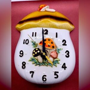 Vintage Sears & Roebuck Merry Mushroom Hanging Clock 1976 Japan Working